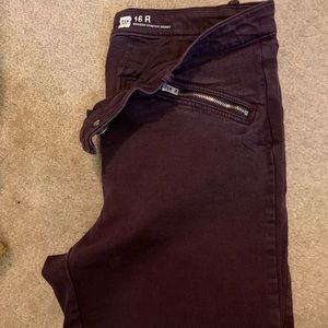 Women’s stretch skinny jeans